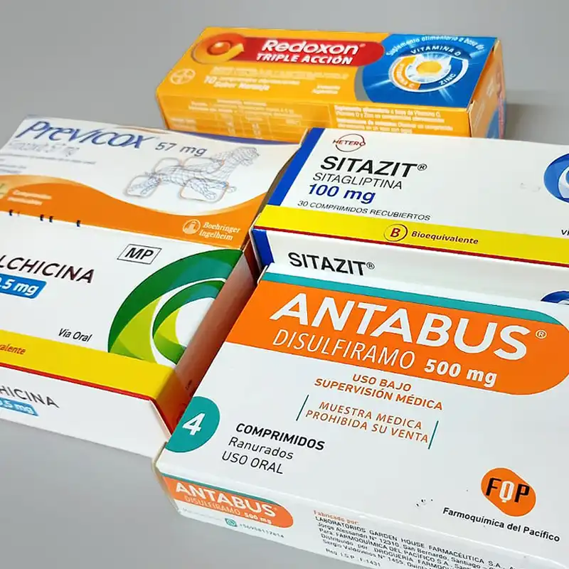 packaging y estuches para medicamentos